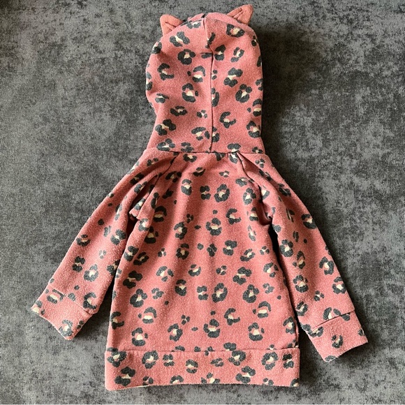 Lulu + Roo Apple Cider Cheetah Hooded Sweater with Ears Size 6-12 Months - Picture 6 of 7